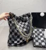 Autumn Winter Woolen Womens Shopping Bags Totes Large Capacity Designer Garbage Bag Fashion Sequin Lattice Handbag Pearl Chain Women Single-Shoulder Bag