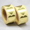 Sacchetti per gioielli Rotondi in lamina d'oro Adesivi a forma di cuore Etichetta adesiva Buste di cancelleria Decorazione per scatola di torta 500 pezzi / rotolo