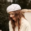 エレガントレディースウールベレーブリティッシュビンテージ画家帽子高品質のウールのソリッドカラー温かいフェルトハットベレー帽のカシミアキャップ