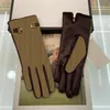 Delicate Letter Designer Gloves Warm Lining Leather Mittens Women Sheepskin Gloves Metal Chain Links Mitten With Box