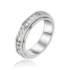 Anéis de casamento Valia Ventily Spinner Ring for Women/Adolescentes Aço Titânio Cenário com Princesa Cut CZ