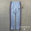 Calças masculinas Blue agulhas calças Homens Mulheres 1 1 Debando marrom de alta qualidade Bordado A agulhas de borboleta Rastrear calças Awge Troushers T221205