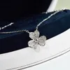 Дизайнерские браслеты Роскошный VAN Clover Charms Love Дизайнерское ожерелье для женщин 18-каратного золота Симпатичная божья коровка 3 листа Красный браслет Ожерелье с подвеской для ногтей Jewelry8747402