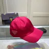 Capas de bola de grife para homens Mulheres Moda Baseball Cap lado Triângulo Carta Sunhat Quatro estações Chapéus esportivos ao ar livre