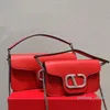 Designers Väskor Lyxiga kvinna axelväskor handväskor 552 mångsidig Glittrande budväska brev shopping plånbok litet fyrkantigt paket trevligt bra