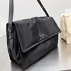 Casual Shoulder Bags Designer Luxury Men Women Universal Messenger Bag Waterproof Fabric Tote Large Capacity XB40025