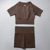 女性ヨガの服装ヨガスーツジム服シームレスレギンスハイウエストタイツスポーツブラジャーワークアウトセットランニング服ウェアレディーススポーツウェアトラックスーツ