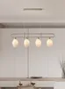 Lampada a sospensione a LED di design in stile nordico Design moderno e semplice Lampada a sospensione E27 in metallo cromato bianco nero per bar da cucina