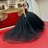 Glittrande svarta bollkl￤nningar quinceanera kl￤nningar paljetter ￤r ￤rml￶sa p￤rlor lyxig examen prom kl￤nning vestidos de fiesta