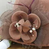 Beretten Elegant Wool Vintage Warm Party Fedoras Hoed met bloemen Women Fashion Mesh Lady Winter Herfst Jazz Caps Beret Hair Accessories