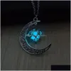 Colliers Pendentif Collier Pendentif Coeur Lune Lueur Dans L'obscurité Femmes Lumineuses Tour De Cou Noctilucent Après La Lumière Du Soleil Brille 30 Drop Deliv Dhekc