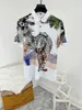 Herrpolos mode ZC9206 Herrstoppar Tees 2022 Runway Luxury European Design Print Party Style T-shirts kläder