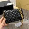 CC Borse Portafogli di marca di lusso Borse da donna in pelle di agnello Woc Portafoglio con perline dorate Borsa a tracolla con catena in metallo Porta carte Pochette