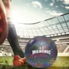 Karanlık futbolda toplar parlıyor Luminous futbollar holografi parlayan futbol topu açık hava oyuncakları kamera flaş yansıtıcı croma top 221206