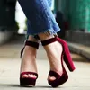 Sandálias verão alta plataforma de veludo tornozelo feminino mulheres grandes pérolas estiletes peep dedo dedo lapides elegantes saltos