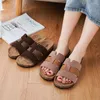 Slippers 2022 Women 36-42 ياردة الصيف Outer Wear Fashion French Frants Flat Bottom Low Cyel Retro Stee Toue