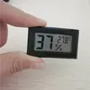 Mini-Digital-LCD-Umgebungsthermometer, Hygrometer, Luftfeuchtigkeits- und Temperaturmessgerät. In der Kühlbox im Zimmer