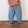 Byxor Spring Autumn Boys Girls Pocket Loose Denim Pants 1 6 Years Toddler Kids Casual All Match Jeans 221207