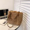 Kvällspåsar 2022 Designer Hollow Out Woven Straw Crossbody Bag Summer Beach Women Strawstring Messenger Shoulder Girls Small Handbag