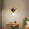 Duvar lambası İskandinav Siyah Sconce Modern Dekor LED Işık Dış Kablosuz Yatak Kafa Anahtarı