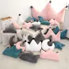 Oreiller en peluche pelucheux avec nœud papillon, doux, pour canapé, salon, décoration de la maison, fait à la main, couleur unie, mignons oreillers de taille