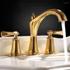 Bathroom Sink Faucets European Luxury Gold Solid Brass Double Handle Three Holes Widespread Faucet High Quality Basin Vanity Mixer Tap