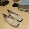 2022 جديد أزياء ورنيش حزام خلفي الأحذية الرسمية مضخة الصياد الصنادل سلسلة Slippers صندل رقص سطح 35-42