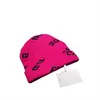 2023 Winter Desingers Luxurys Beanie Bonnet tricoté chaud Protection de l'oreille Tempérament décontracté Casquette froide Casquettes de ski Europe Tide 6 couleurs A1