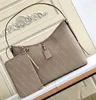 CARRYALL-väskor Tygväska Lyxig handväska Designer Damaxelväska Präglat Läder Vintage Hobo-väskor med dragkedja Plånbok Dam Handväskor 2 set Shoppingväska