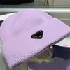 Casual Designers Fashion Street Hat for Womens Men Luxurys dzianinowa czapki Zapłączone czapki wełniane ciepłe zimowe czapki z geometrycznymi