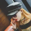 Bérets chaîne en peau de vache femme casquette marine Rivet Style Punk mode hommes chapeau haut de forme plat après ajustement cuir