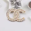 Design de luxo Marca Desinger Broche Mulheres Amor Cristal Strass Pérola Carta Broches Terno Pin Moda Jóias Roupas Decoração Acessórios Design Famoso-12