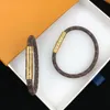 Met DOOS Vrouwen Mannen Lederen Armbanden Bruin Oude Bloem Brief Lover's Charm Armband Bangle Goud Kleur Sieraden Accessoires 17/19CM Optie