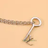 Europa Amerika Mode Schlüssel Anhänger Halskette Männer Frauen Dame Silber-farbe Metall Gravierte V Initialen Edelstahl Pullover kette M00678