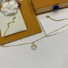 Mit BOX Mode Frauen Luxus Designer Halskette Choker Anhänger Kette 18 Karat vergoldet Edelstahl Buchstaben Halsketten Hochzeit Schmuck Zubehör B539