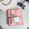 Designer Bath Towel Set Coral Velvet Fashion Towels Letter Face Towels Luxury Wash Absorbent Womens Cloths Towel Home Decor