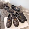 Scarpe eleganti classiche di alta qualità Mocassini con plateau da donna scarpe scivolate su scarpe scarpe firmate di lusso Calzature di fabbrica scarpe formali 35-40 Con scatola