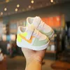 Sneakers dziewczęta chłopcy buty sportowe dziecko maluch skórzane mieszkania dzieci swobodne niemowlę miękkie dla dzieci 221207