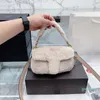 Bolsas de noche Totes CoaBag Almohada Tabb Bolsa de diseñador Bolsa de crossbody de felpa Bolsa de invierno para mujer Bolsa de asas de lujo Diseño de bolso Bolso de hombro 2023