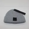 Designer de moda masculino chapéu de inverno chapéu de cor sólida letra de cor ao ar livre gorrosas gorros de capuz de cabeceira de malha quente