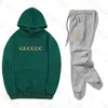 Ensemble de créateurs pour hommes Sweatsuit designers survêtement veste pour femme Sweat à capuche ou pantalon vêtements Sweats à capuche de sport à capuche sweats couples costume Casual Joggers Sportswear Set