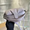 Designer -Cloud tas koppeling tas mode schoudertassen vrouwen crossbody handtassen flap magnetische gesp met metaal hardware binnencompartiment portefeuilles afneembare riem