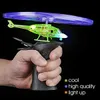 Led Uçan Oyuncaklar Aydınlatma Ripcord Çekme Hat Helikopterleri Yanıp Sönen LED'li Çocuklar İçin Soğutma Kapalı ve Dış Mekan Oyuncak Erkek ve Kız Parti Favorileri