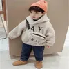 Hoodies de menino de menino de garoto de estilo novo com bolsa de inverno lã garotos grossos mangas compridas moletom com capuz para criança casaco quente