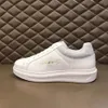 Topquality Luxury Designer Shoes Casual Sneakers Breattable Calfskin With Floral Empelled Rubber Outrole White Silk Sports US38-45 MKJKK RH8000003