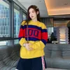 Maglioni da donna Figura Design Ricamo Abbigliamento Giallo Lettera Stripe Maglione pullover ampio Cotone Abbigliamento senior