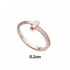 Love Ring Women's Band Ring مجوهرات فاخرة من التيتانيوم والفضة الوردية مقاس 6/7/8/9 مللي متر خاتم مصمم للزوجين مع صندوق