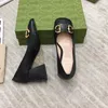 Designer slingback saltos sapatos mulher sandles bloco robusto slingback bomba dedo do pé quadrado deslizamento em bombas para mulheres saltos gatinho preto branco rosa confortável sapato feminino