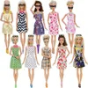 Set regalo 32 Set di articoli Accessori per bambole Mix Fashion Cute Dress Occhiali Collane Scarpe Abiti eleganti per Barbie Doll 2658 E3