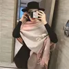 2022 Winter Poncho Schal Kaschmir C Schal für Frauen Mode Pashmina Wraps Dicke Warme Weibliche Decke Foulard Stole258A